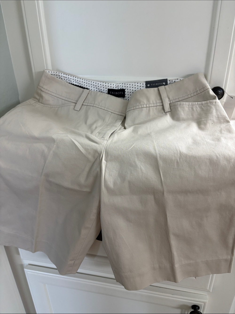 Talbots Perfect Short Pants in Light Beige - Picture 5 of 5